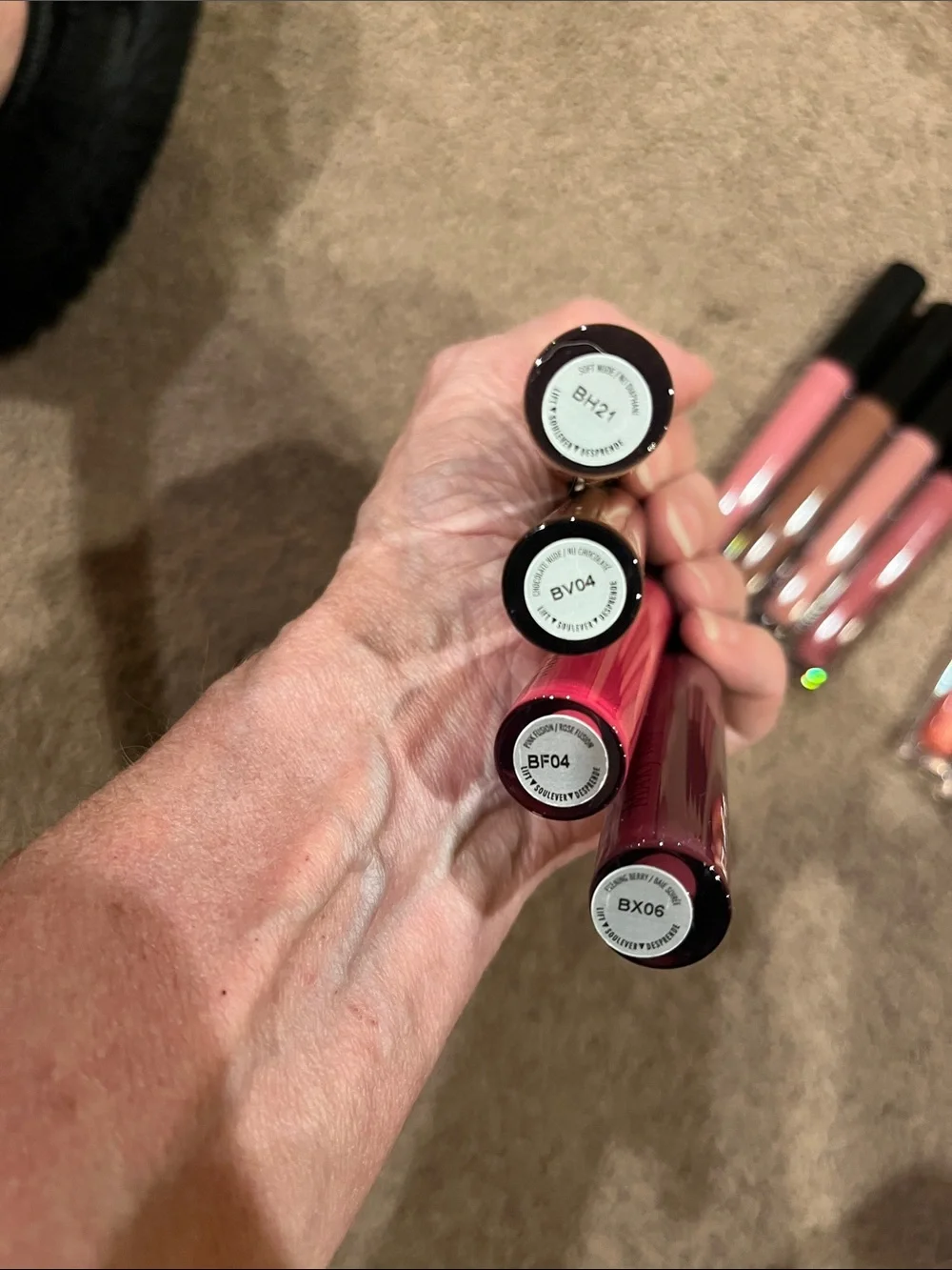 Mary Kay Ultimate Lip Gloss Set - with special edition Travel cosmetics bag